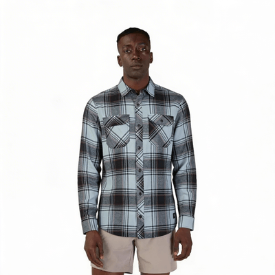 freepik__troque-a-camisa-do-modelo-img2-pela-camisa-xadrez-__17251